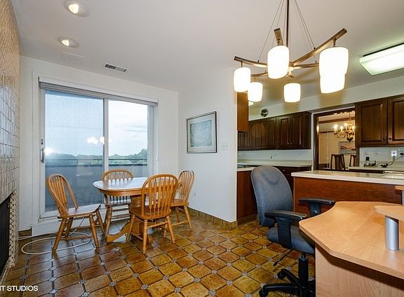 4th image of 6400 N Cicero Ave APT 614