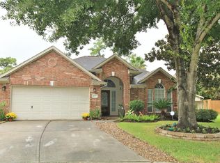 10727 Knoll Bend Ln, Houston, TX 77070