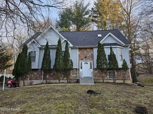 665 Avenue C, Stroudsburg, PA 18360