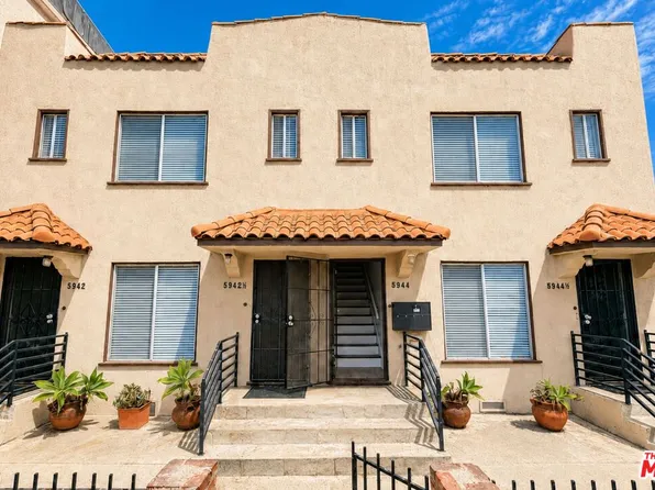5942 Carlton Way, Los Angeles, CA 90028