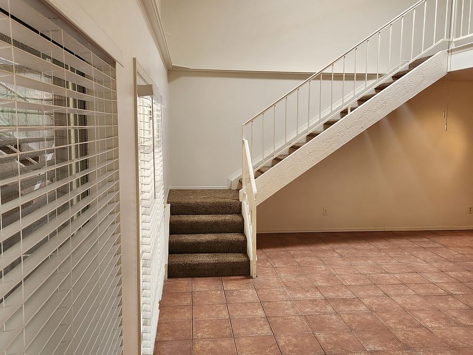 1st image of 2721 W Estrella Dr