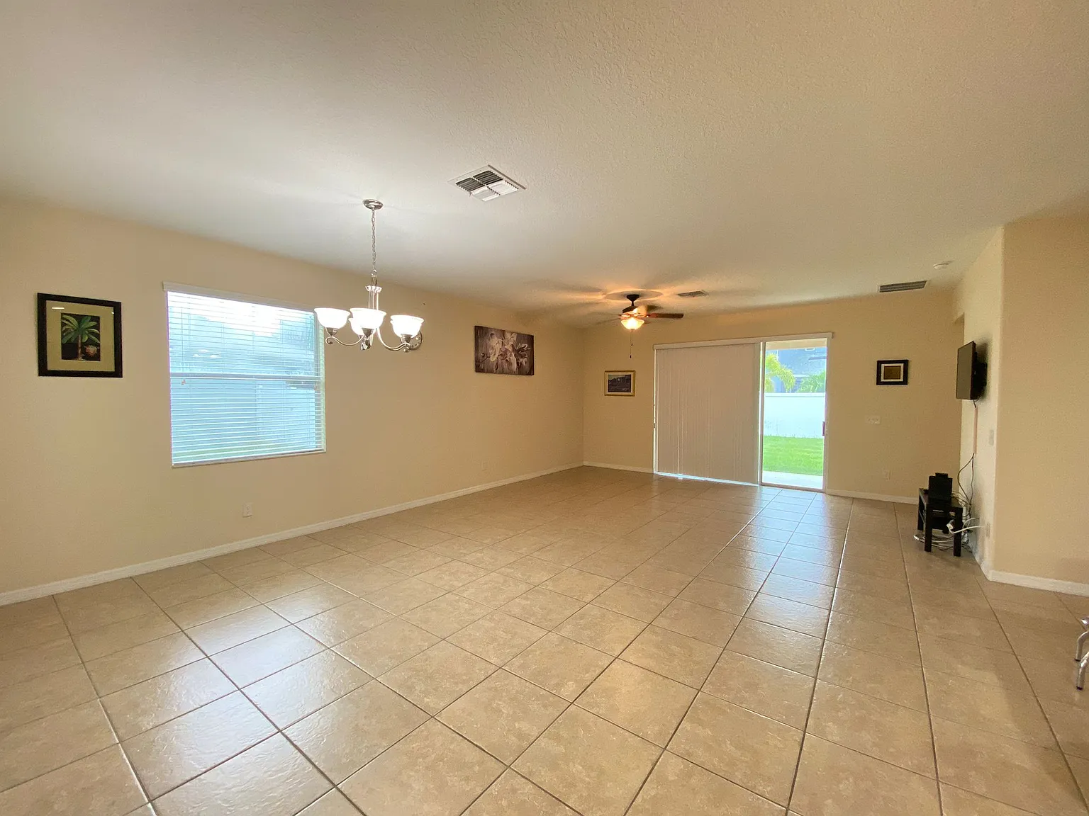 2555 Carrickton Cir - 1 — Photo 3