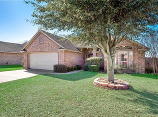506 Valarie Ln, Midlothian, TX 76065