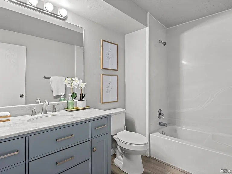 4896 S Dudley St #10-11 — Photo 13