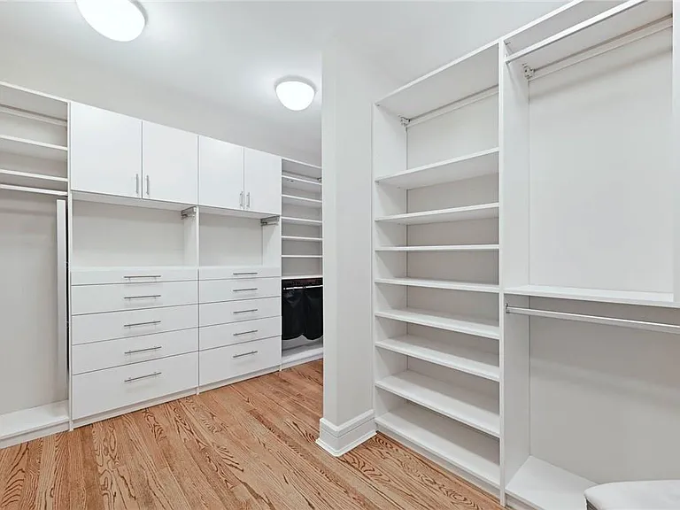 901 W 9th St #406 — Photo 20