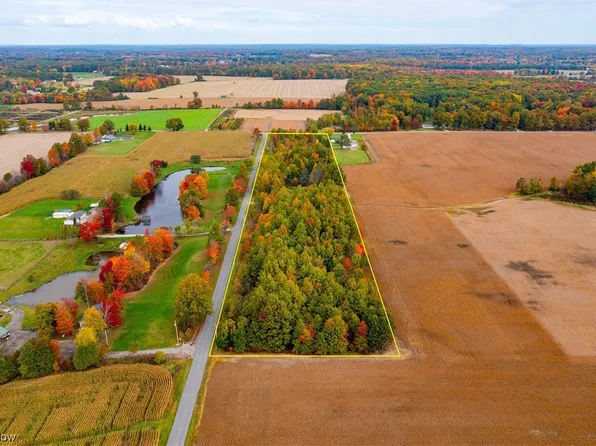 Moff Rd, Atwater, OH 44201