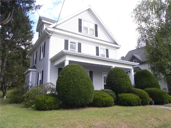 117 S Franklin St, Cochranton, PA 16314