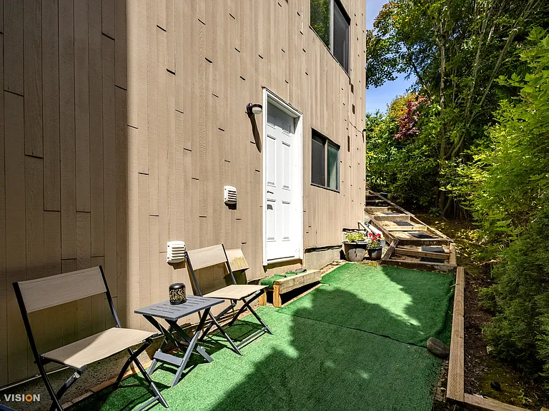 1407 Chippendale Rd — Photo 14