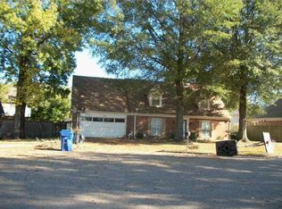 7388 Old Dominion Ct, Memphis, TN 38125