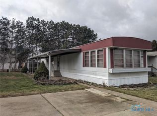 44 Rathbun Dr, Marblehead, OH 43440