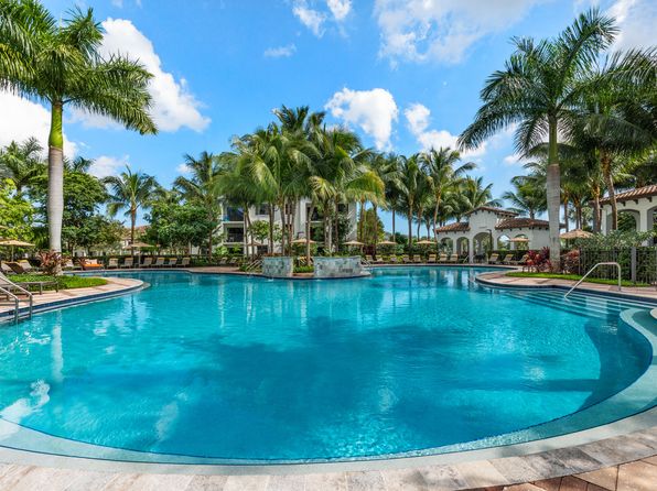 100 NW 33rd Ave #7-305