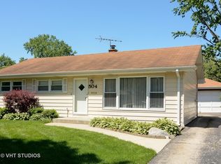 504 N Pine St, Mount Prospect, IL 60056