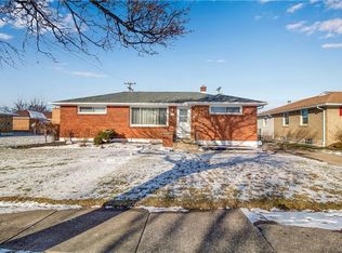 10 Diane Dr, Cheektowaga, NY