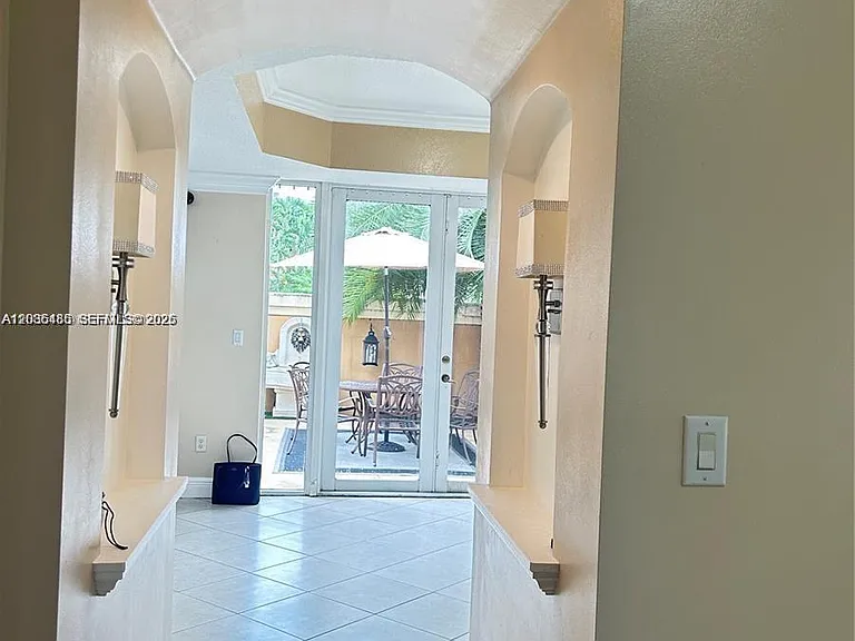15201 SW 30th Ter #152 — Photo 5