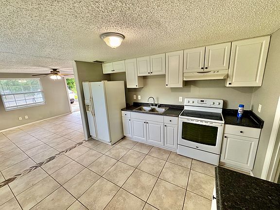 5th image of 3114 49th Avenue Dr W