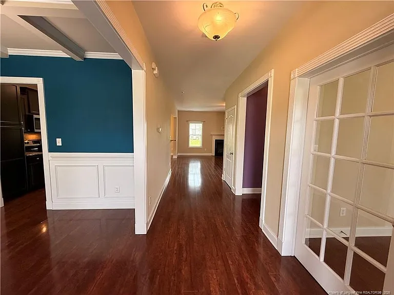 1705 Bluffside Dr — Photo 2