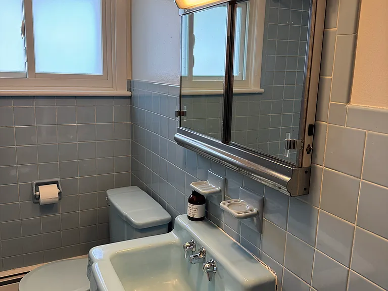307 Warren St — Photo 16