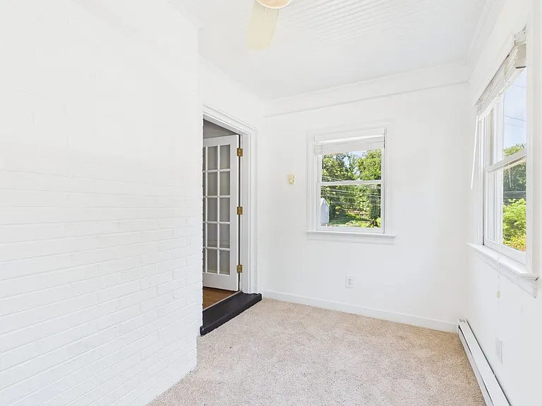 9609 University Blvd — Photo 12