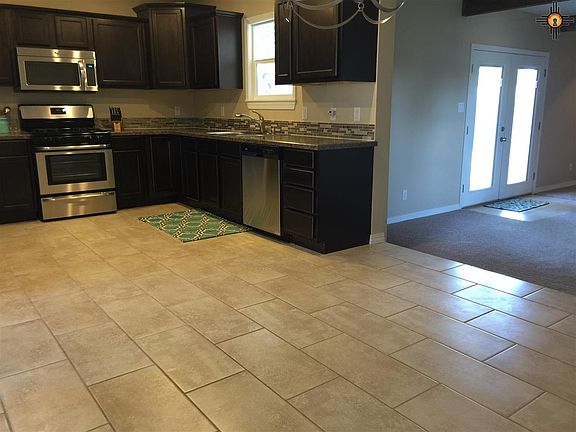 4th image of 617 W Yucca Ave
