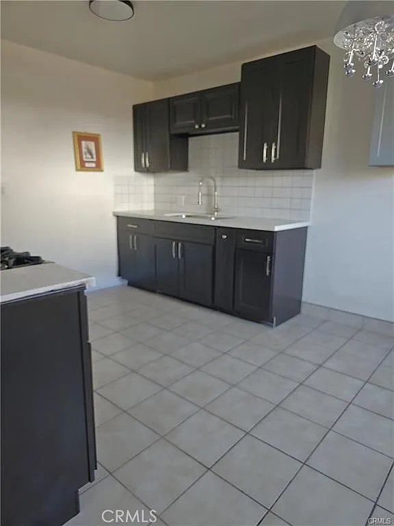 2 bed, 850 sqft, $2,600 — Photo 2