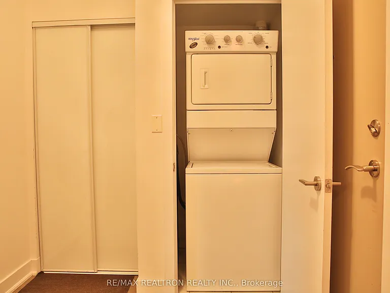 1486 Bathurst St #303 — Photo 16