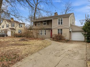 911 Foley Ave, Champaign, IL 61820