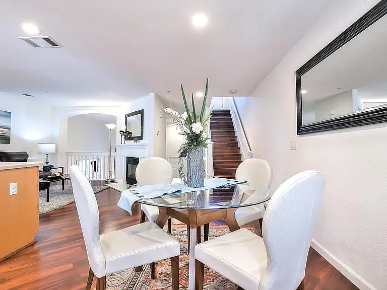3271 Shiraz Pl — Photo 27