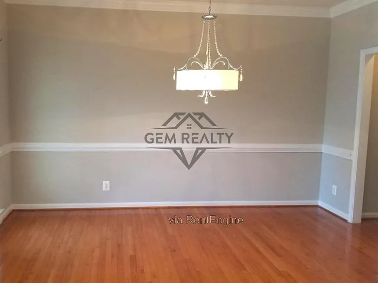 10410 Silver Creek Ct — Photo 11