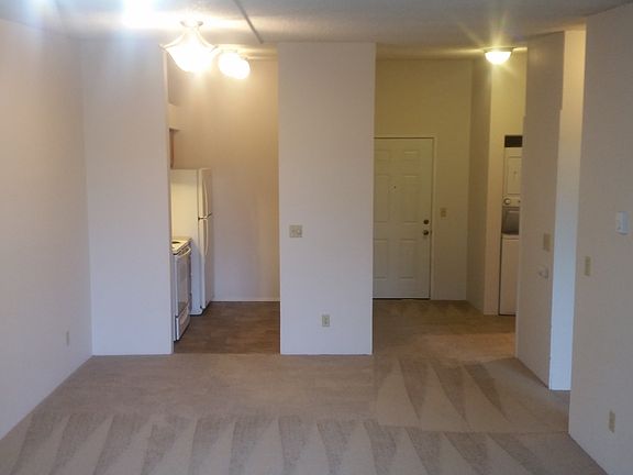 2nd image of 10522 Lake City Way NE APT 404