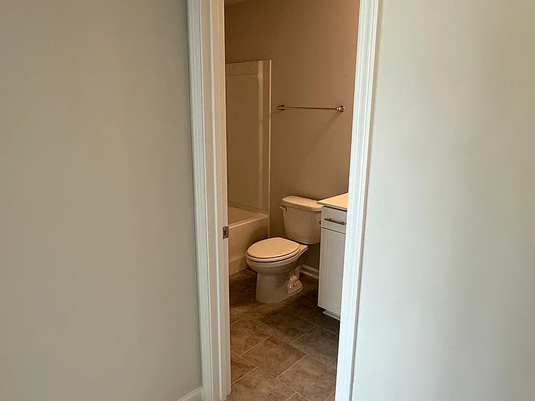 187 Peebles Dr — Photo 76