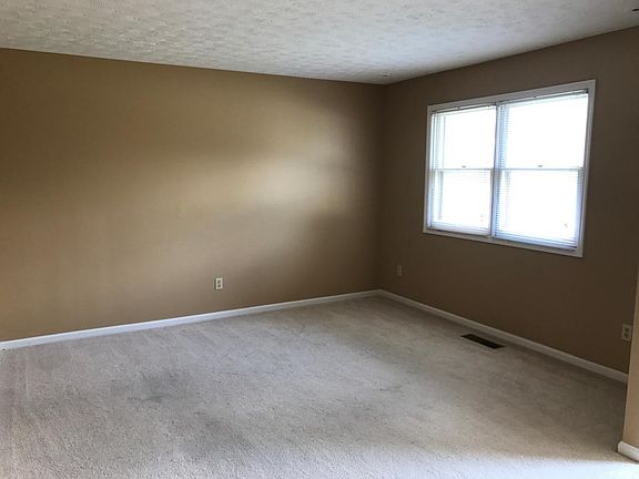 4th image of 967 Spanish Grove Dr