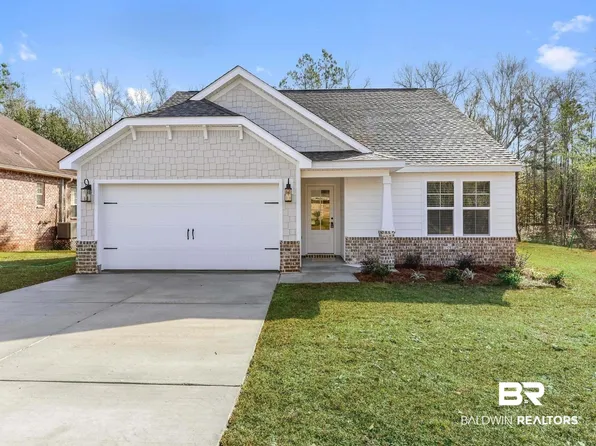 12802 Flanagan St, Elberta, AL 36530