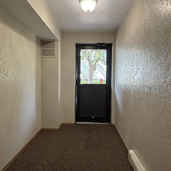 819 5th Ave S #106 — Photo 23