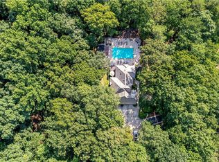 4525 Mountain View Rd, Oakwood, GA 30566