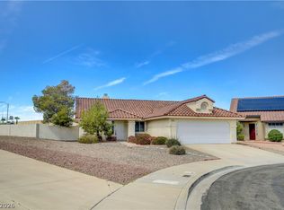 970 Hunters Run Dr, Henderson, NV 89002