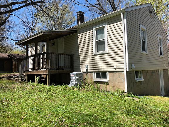 Bach porch and basement door