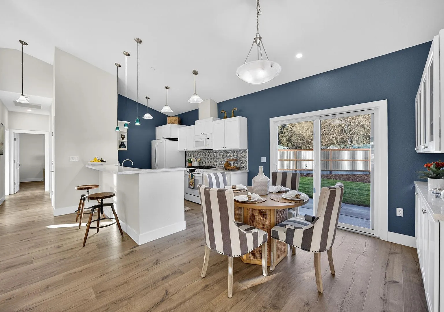 Brand New Construction 3 Bedroom Home Available Now — Photo 4