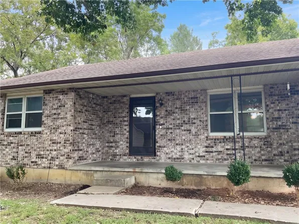 905 Deer Run APT 3, Warrensburg, MO 64093
