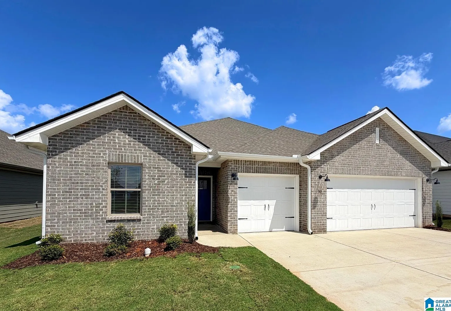 4 bed, 3.0 bath, 2173 sqft, $2,100 — Photo 1
