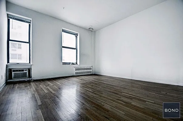 Rented by Bond New York | media 17