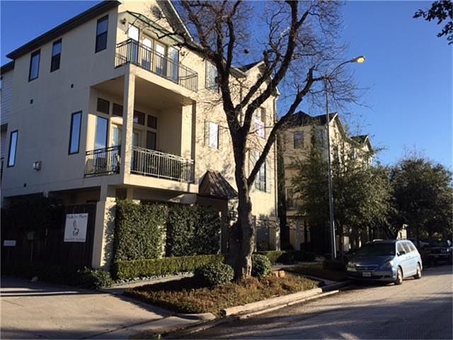 2nd image of 2048 Colquitt St