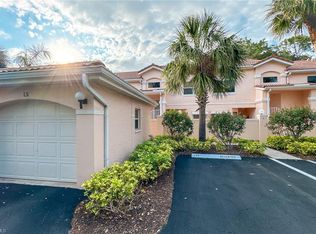 888 Woodshire Ln APT L8, Naples, FL 34105