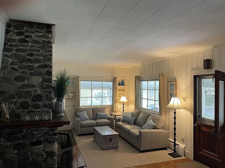 71 Highland Ave — Photo 6