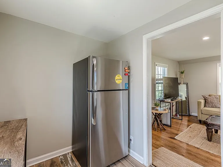 1118 Glenwood Ave SE — Photo 66
