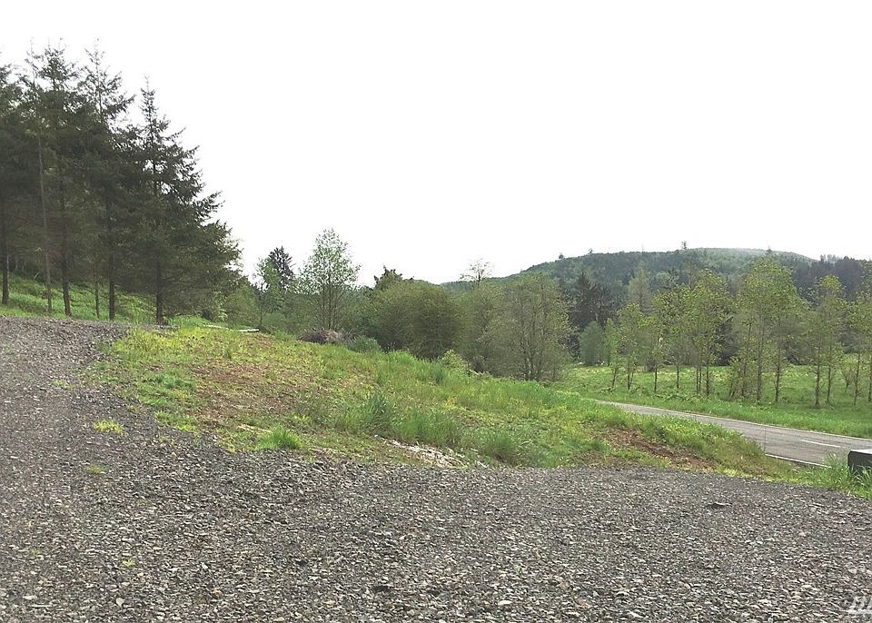 2nd image of 283 Risk Rd Lot 4