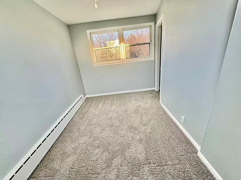 519 N Park St — Photo 13