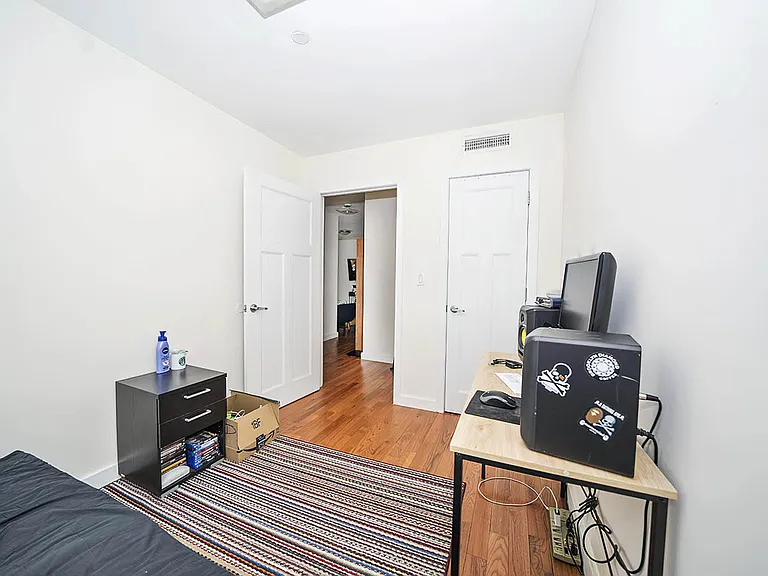 960 Willoughby Ave #2A — Photo 10
