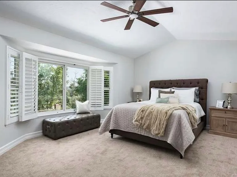 Montbury Dr — Photo 15