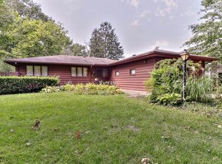 2003 Cureton Dr, Urbana, IL