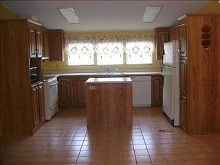 1st image of 1039 Redbud Ln